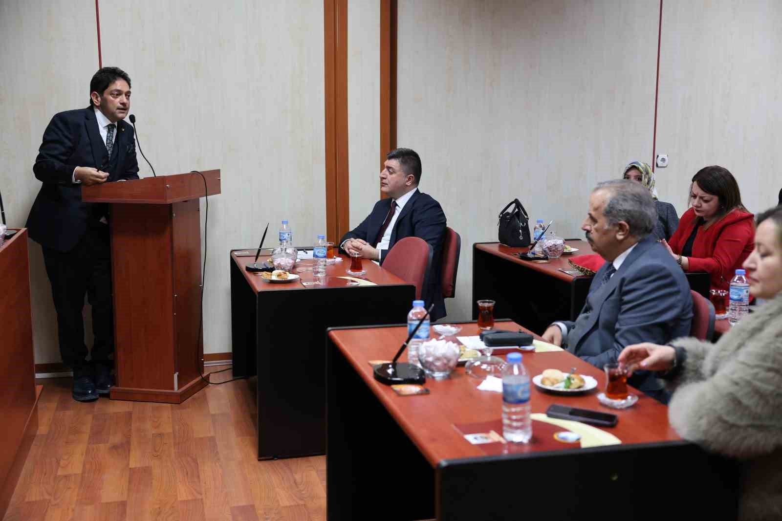 Erzurum&rsquo;da &lsquo;Topraktan sofraya israf&rsquo; &ccedil;alıştayı d&uuml;zenlendi
