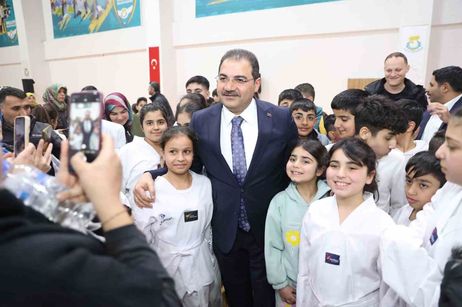 Başkan Canpolat: Şanliurfa&rsquo;nın, Haliliye&rsquo;nin adını t&uuml;m D&uuml;nya&rsquo;ya duyuracağız
