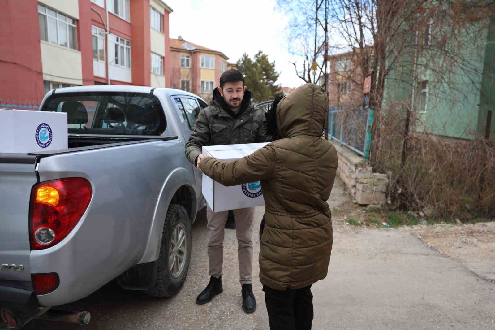 B&uuml;y&uuml;kşehir&rsquo;in Ramazan ayında da yardımlar devam ediyor
