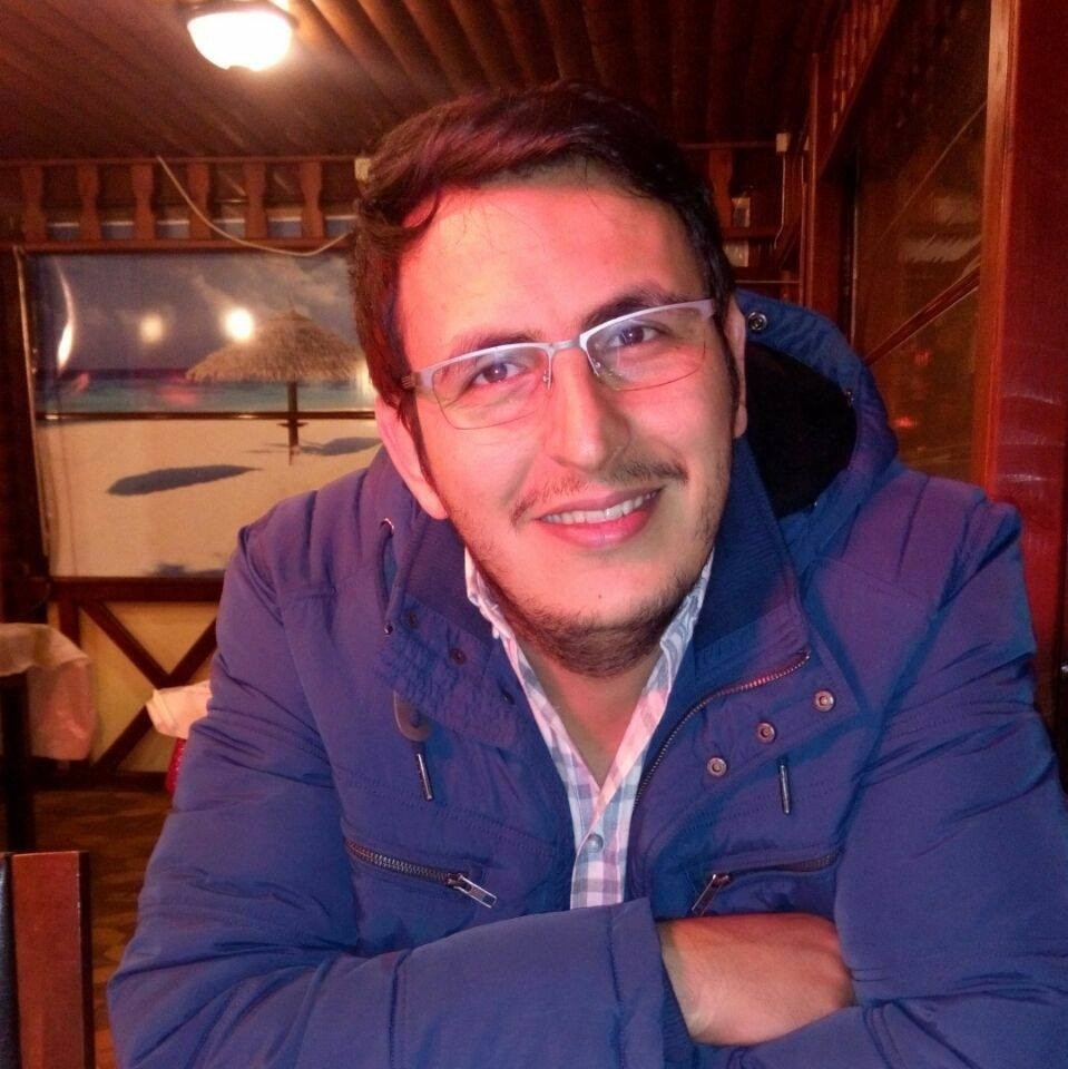 &Ccedil;alıştığı iş yerinin tuvaletinde &ouml;l&uuml; bulundu
