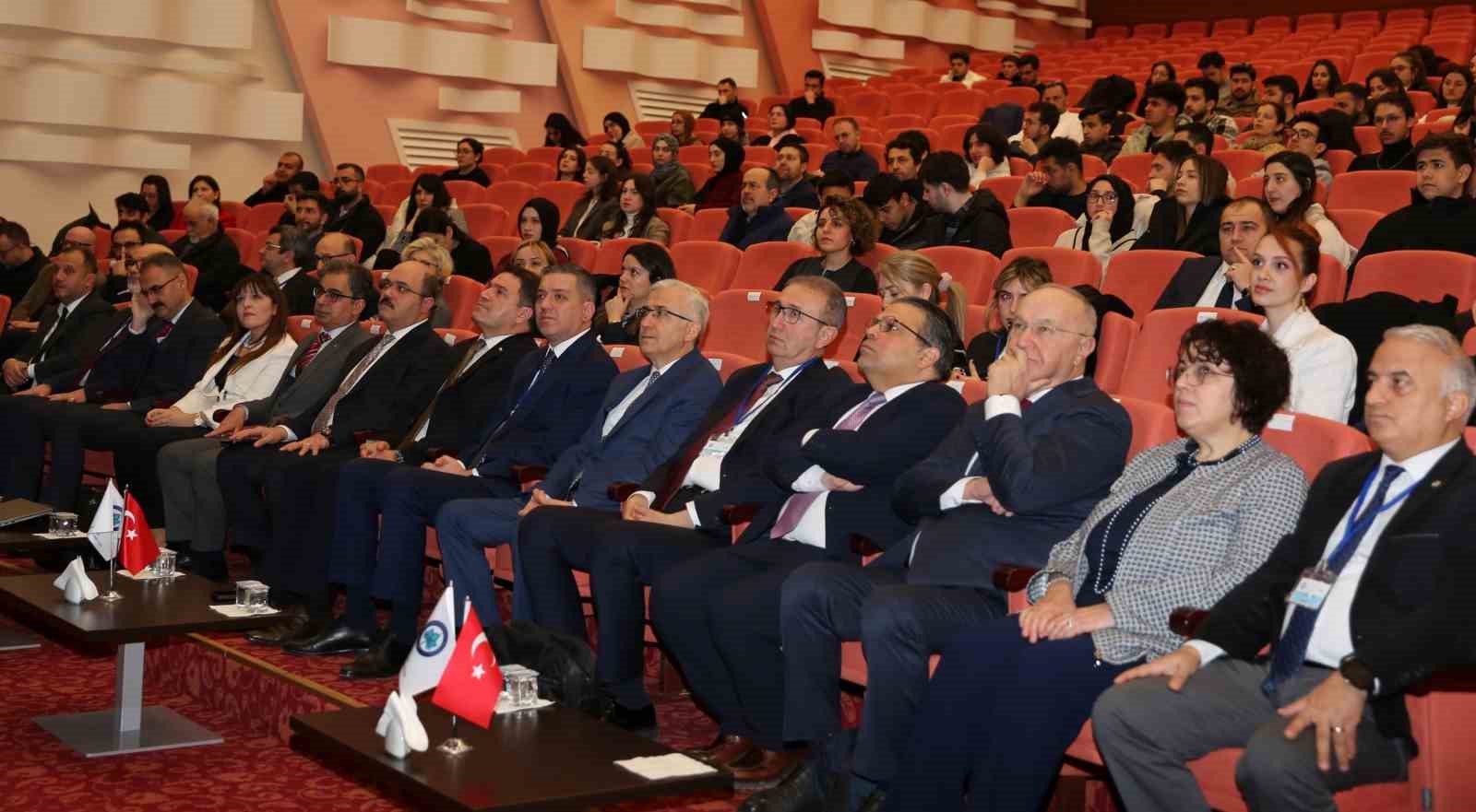 ESOG&Uuml; Tahkim ve Arabuluculuk Merkezi A&ccedil;ıldı
