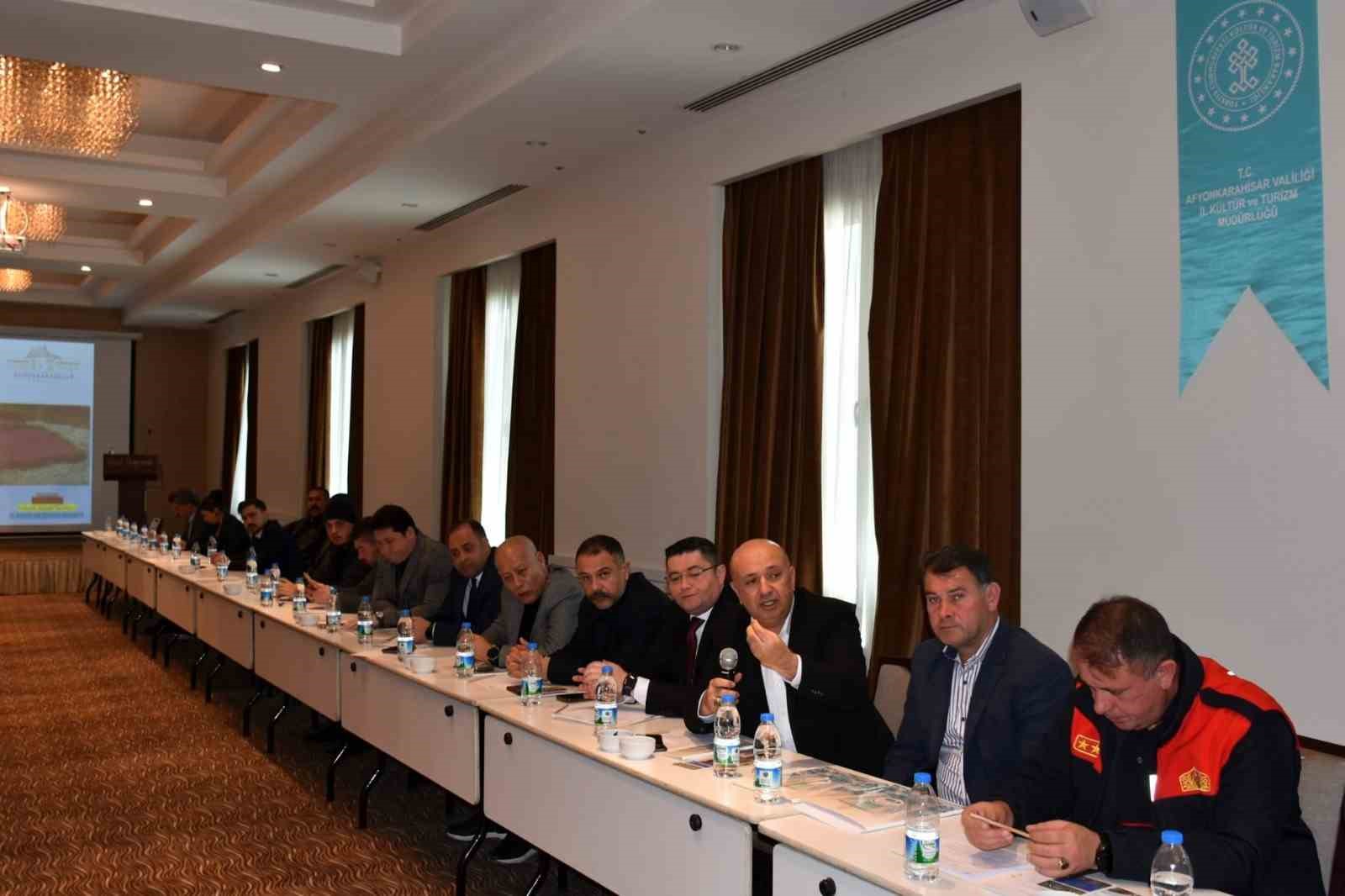 Afyonkarahisar&rsquo;ın k&uuml;lt&uuml;rel değerlerinin tanıtılması i&ccedil;in bir araya gelindi
