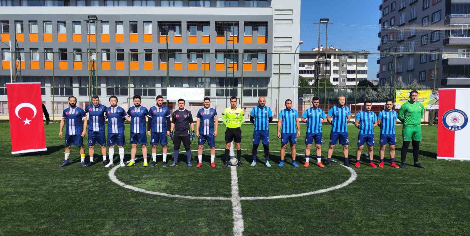 Bilecik İl Emniyet M&uuml;d&uuml;rl&uuml;ğ&uuml; futbol takımı bir &uuml;st tura y&uuml;kseldi
