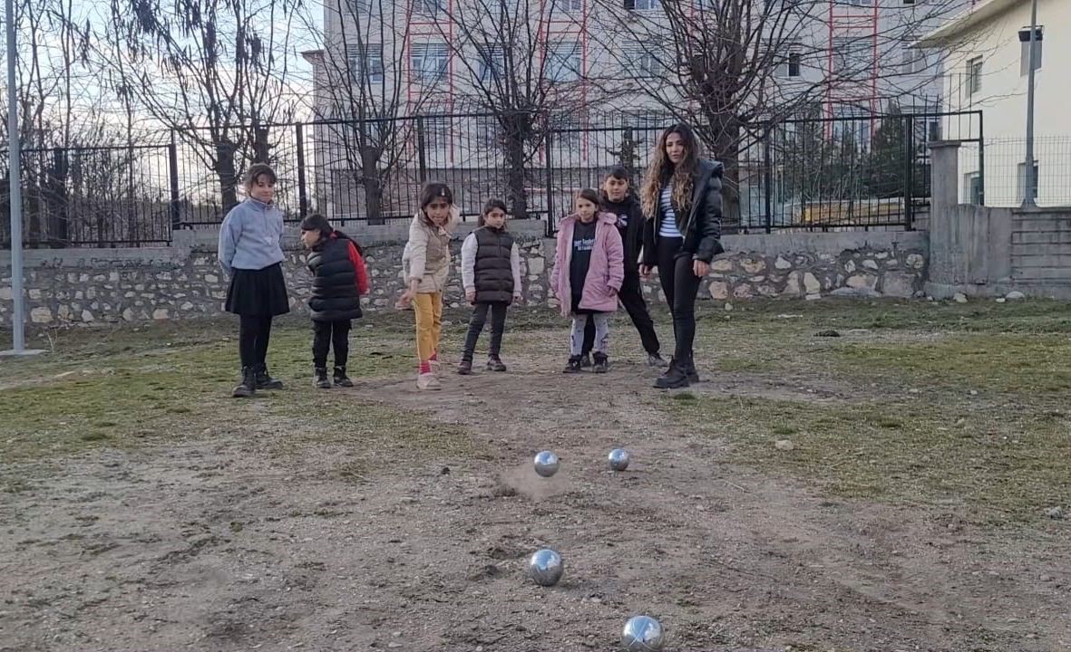 Silvanlı gen&ccedil;ler bilgi ve becerilerini geliştiriyor
