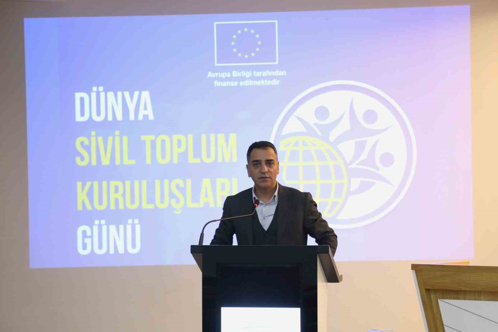 Van TSO’da "STK Günü" çalıştayı düzenlendi