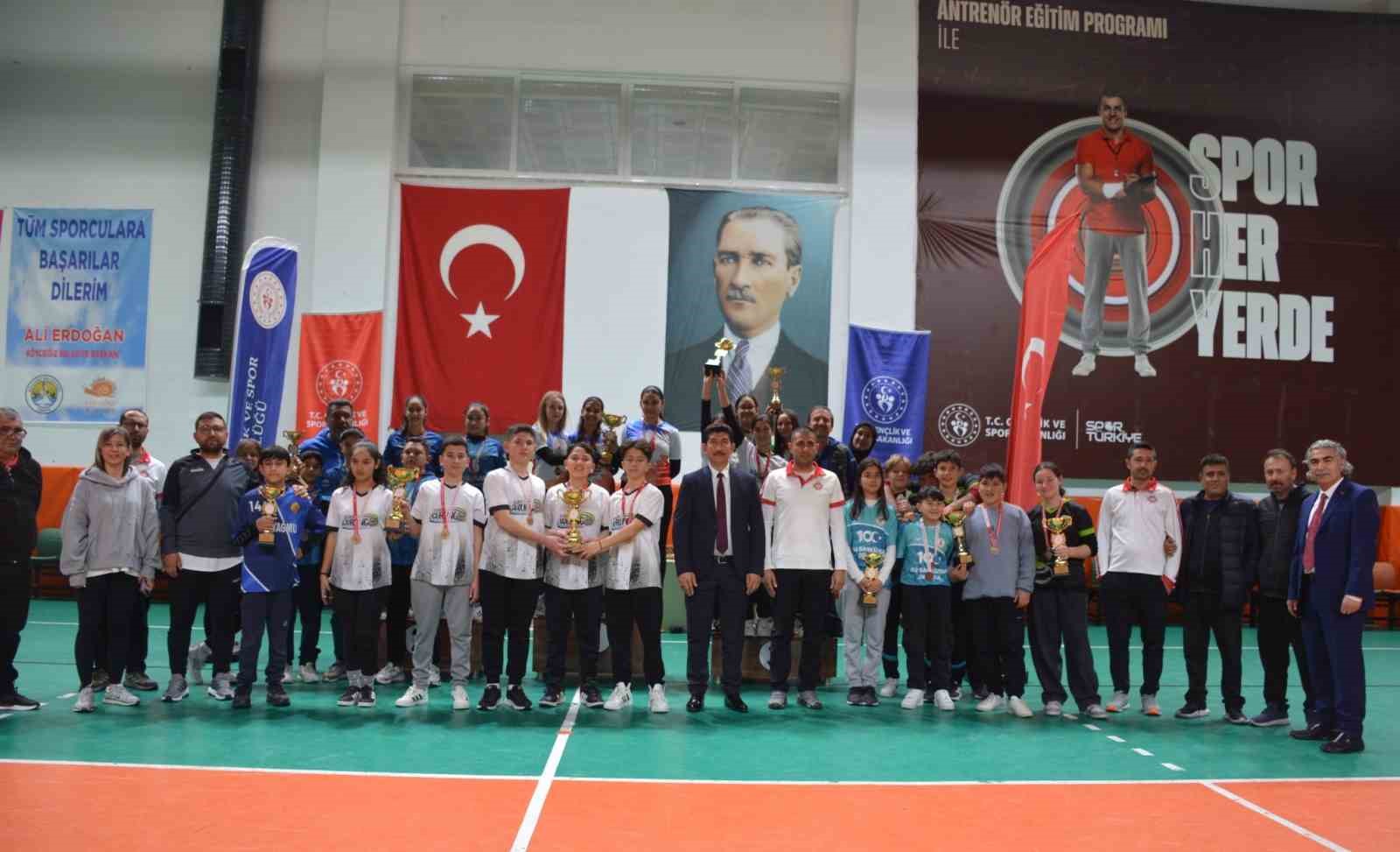 Köyceğiz’de Floor Curling İl Birinciliği Müsabakaları gerçekleştirildi
