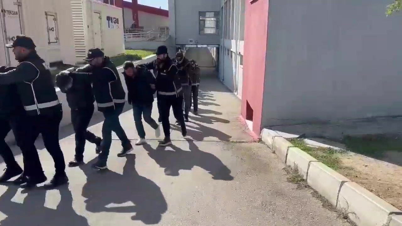 DEAŞ terör örgütü üyesi 5 şüpheli yakalandı