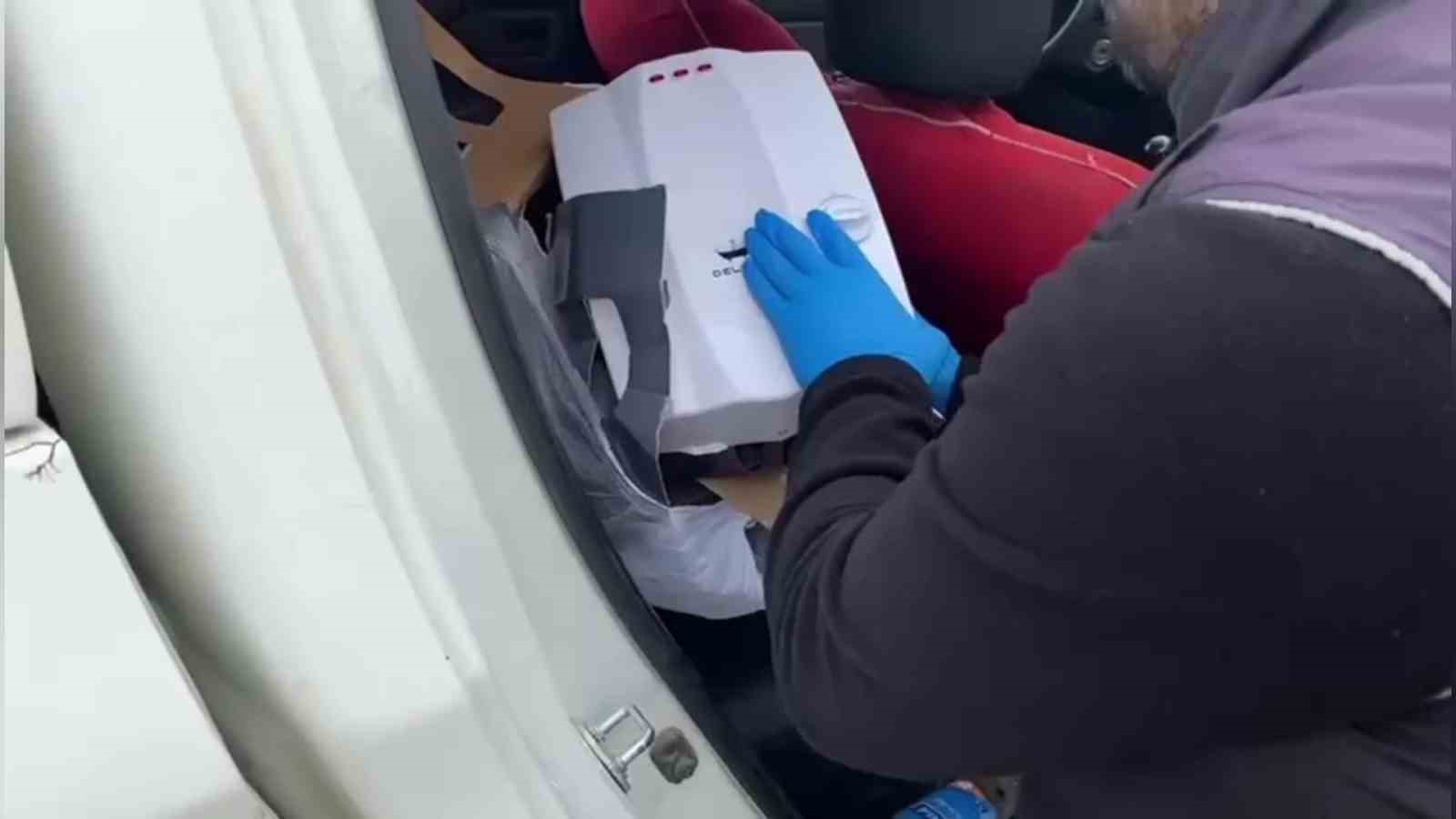 Adana’da şofbene zulalanmış uyuşturucuya 2 tutuklama