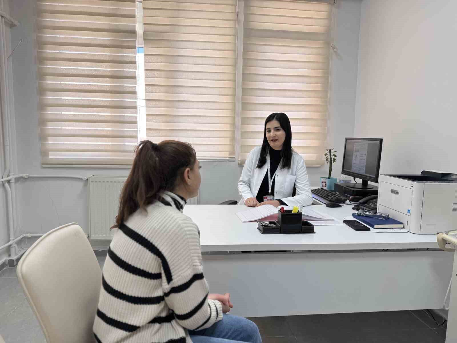 Uzmanından Ramazan’a özel sağlıklı beslenme önerileri: "Genel olarak iftarda su, hurma ve kuru kayısı tüketerek başlamayı öneriyoruz"