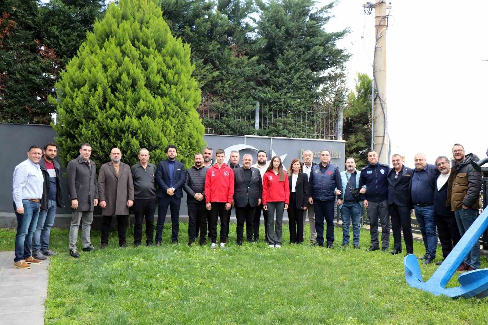 Aliağa Limanları’nda işlem hacmi ve konteyner trafiği artıyor
