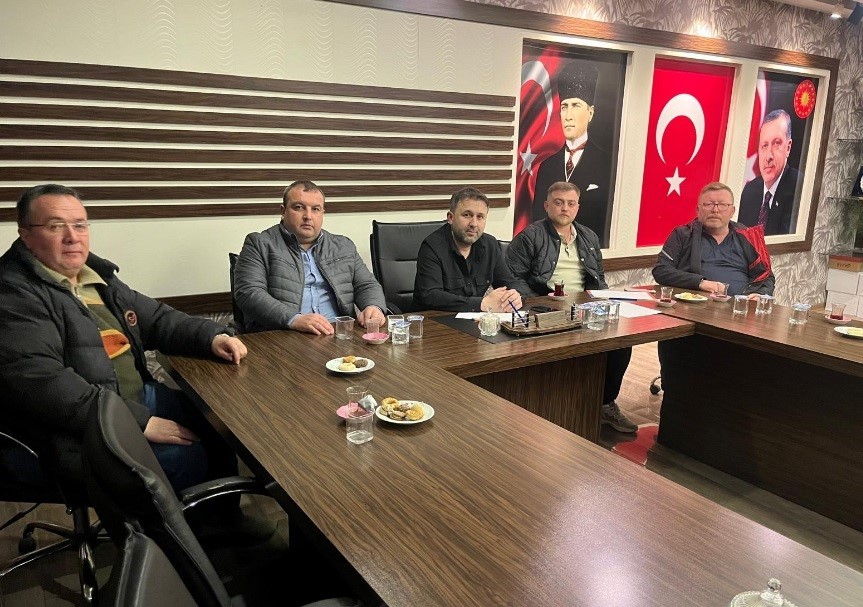 K&uuml;tahya&rsquo;nın Tavşanlı il&ccedil;esinde gen&ccedil;ler i&ccedil;in toplantı
