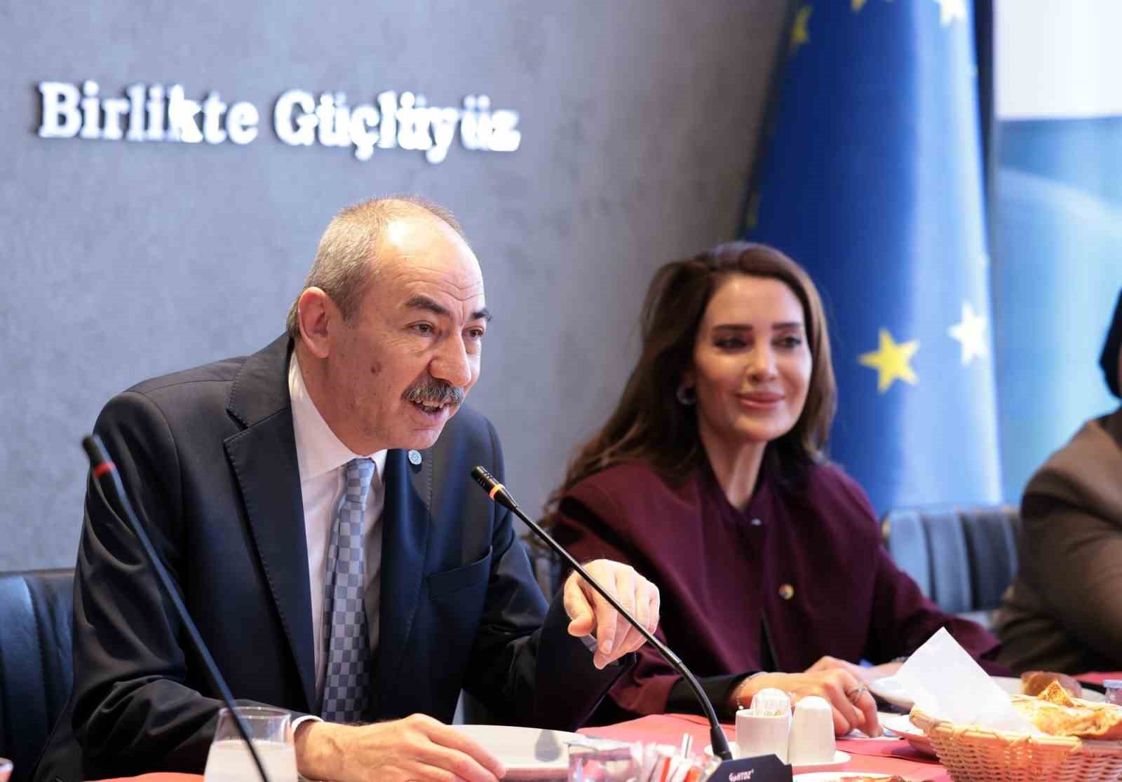 Başkan Gülsoy: "STK’ların koordineli şekilde çalışması verimliliği artıracaktır"
