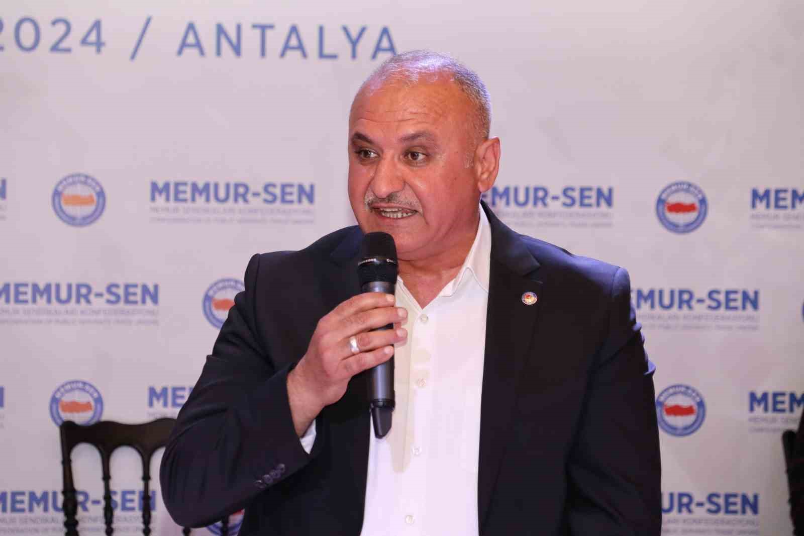 Memur Sen Antalya Temsilcisi Miran: "28 Şubat demokrasi tarihinde kara bir lekedir"
