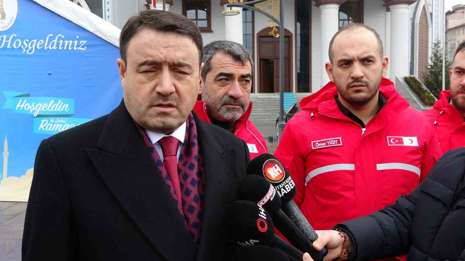 Kütahya’da iftar çadırları kuruldu