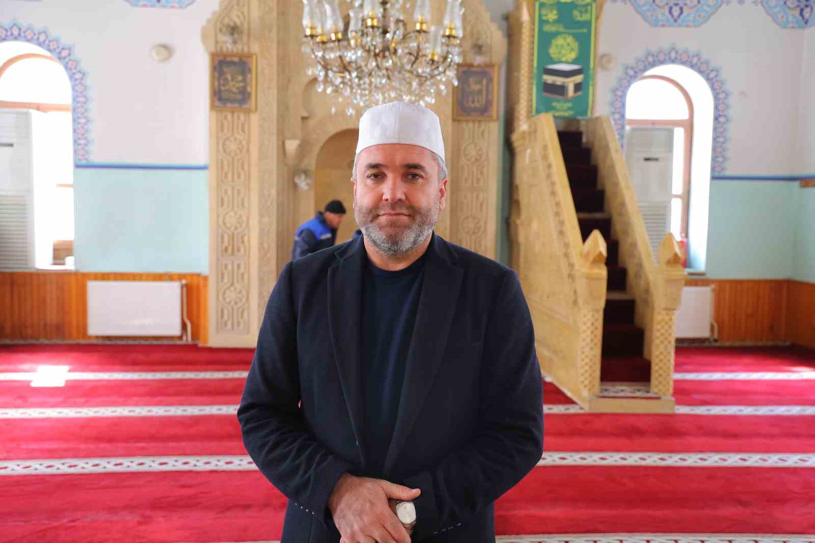 Kahramanmaraş&rsquo;ta Ramazan hazırlığı, camilerde temizlik seferberliği
