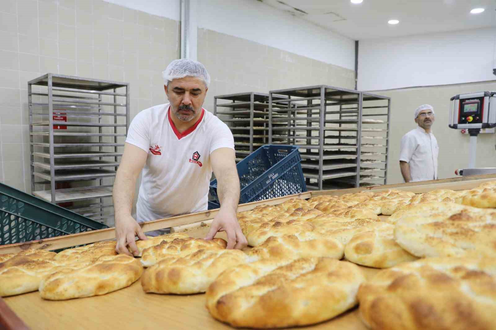 Bolu Belediyesi Halk Ekmek’te Ramazan pidesi 18 lira