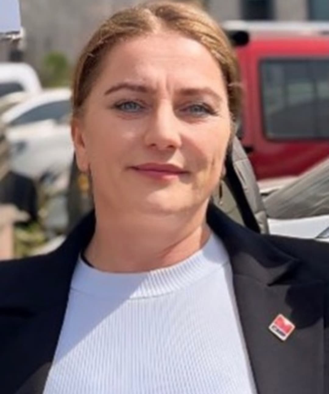 Rize&rsquo;de belediye başkan yardımcısı ve CHP İl&ccedil;e Kadın Kolları Başkanına silahlı saldırı
