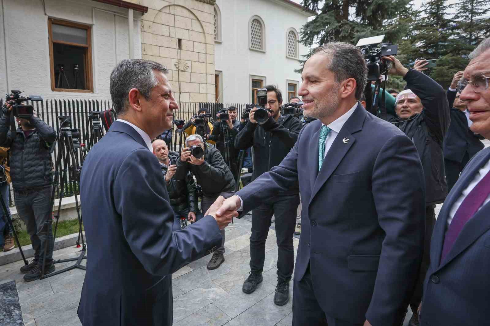 CHP Lideri Özel: "Şehit ailelerinin, gazilerimizin ve tüm mağdurların rızalarının alınması çok önemlidir"
