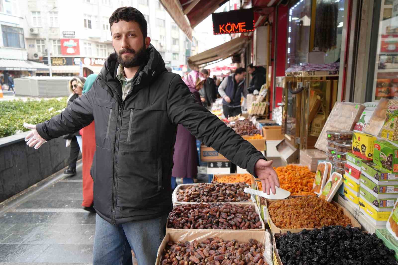 &Ccedil;arşı pazarda Ramazan bereketi
