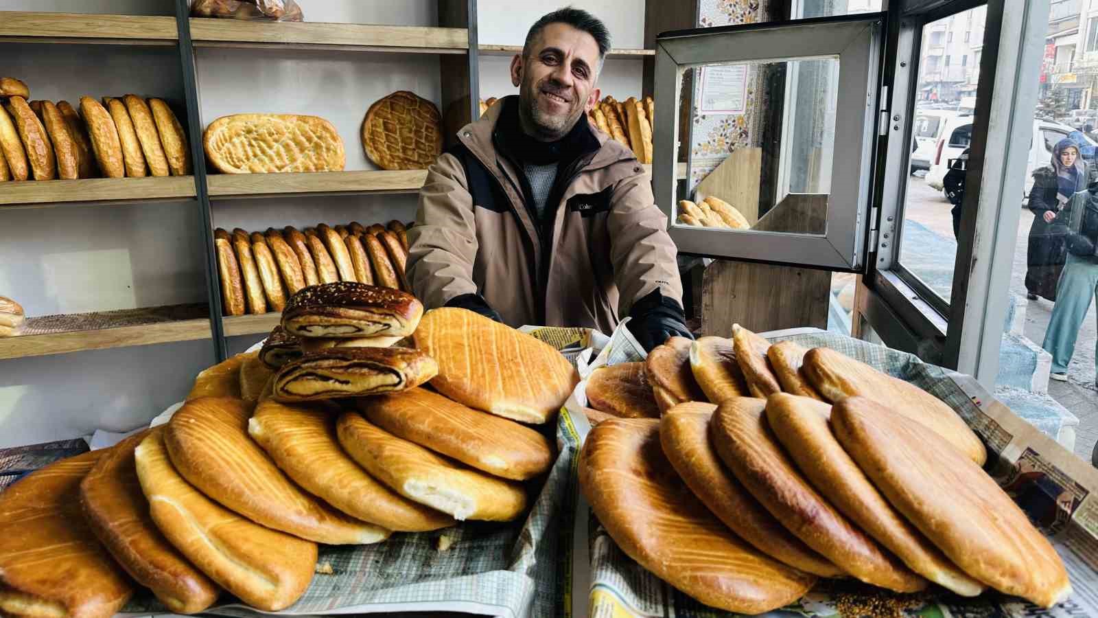 Y&uuml;ksekova&rsquo;da Ramazan yoğunluğu başladı
