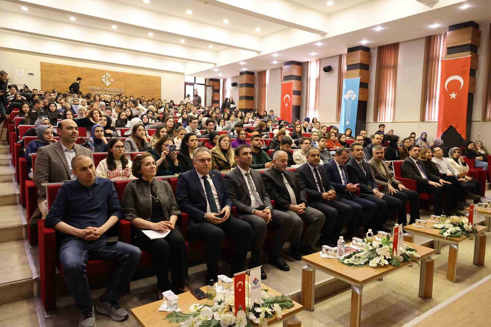 Hasan Kalyoncu Üniversitesi’nde "Türkiye Yüzyılı Maarif Modeli" semineri düzenlendi