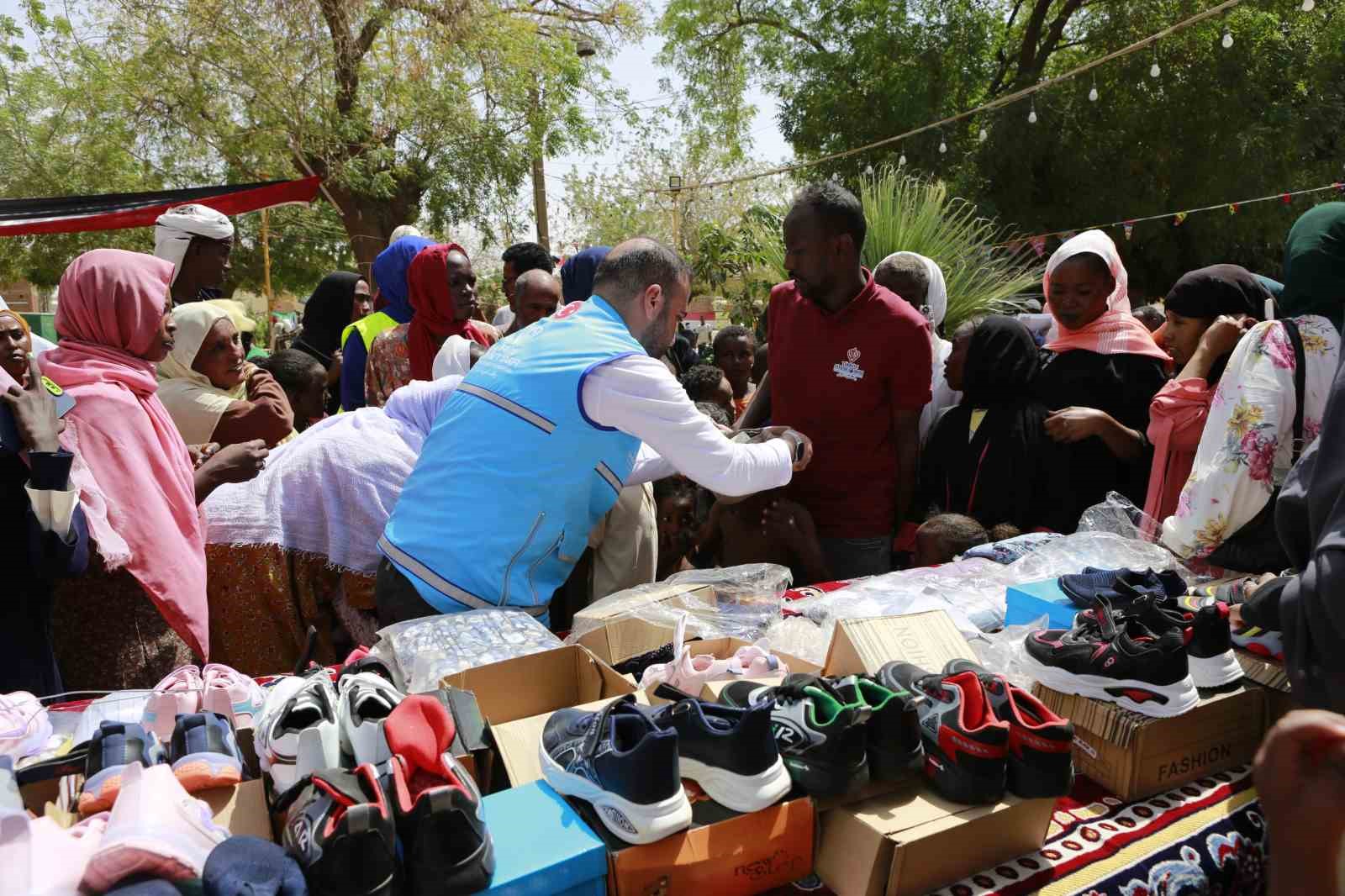 TDV, Sudan’da 48 bin kişiye Ramazan yardımı ulaştıracak
