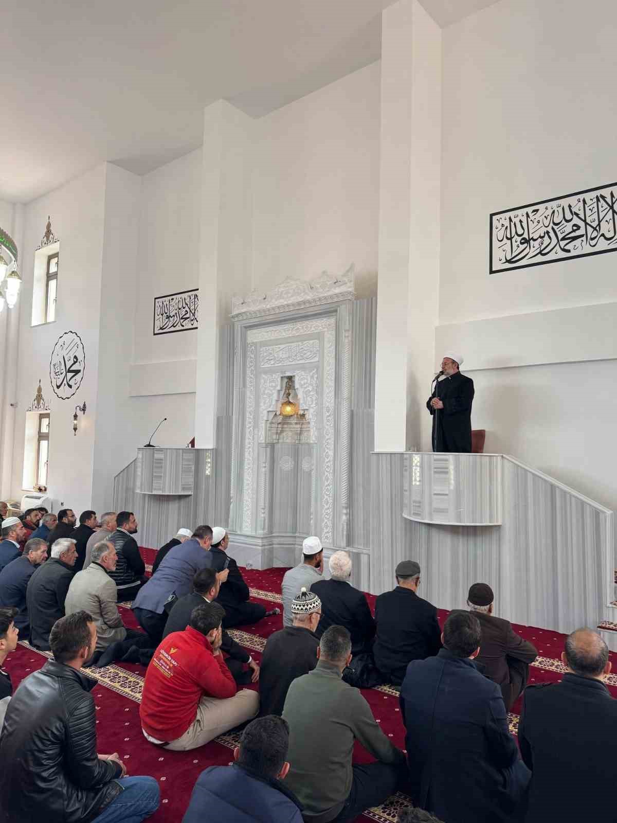 B&uuml;y&uuml;kşehir Nizip &Ccedil;anak&ccedil;ı Mahallesi&rsquo;nde yaptığı yeni camiyi hizmete a&ccedil;tı
