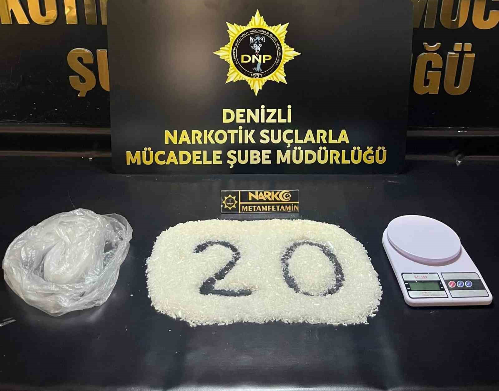 Narkotik operasyonunda gözaltına alınan 53 torbacıdan 23’ü tutuklandı