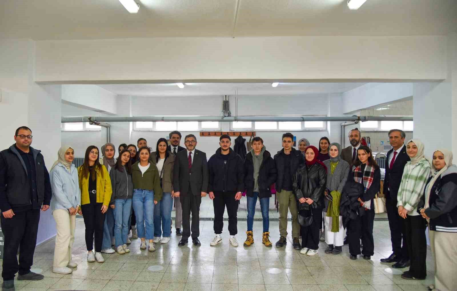 Osmaneli Meslek Yüksekokulu öğrencileriyle bir araya geldi