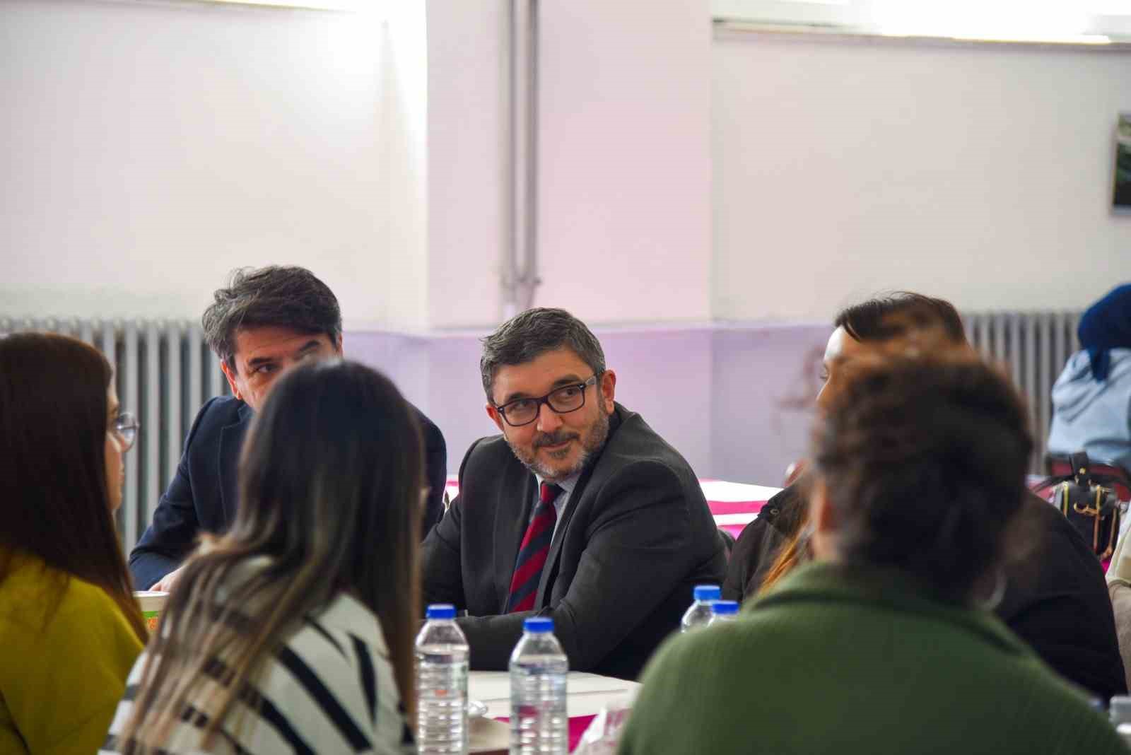 Osmaneli Meslek Y&uuml;ksekokulu &ouml;ğrencileriyle bir araya geldi
