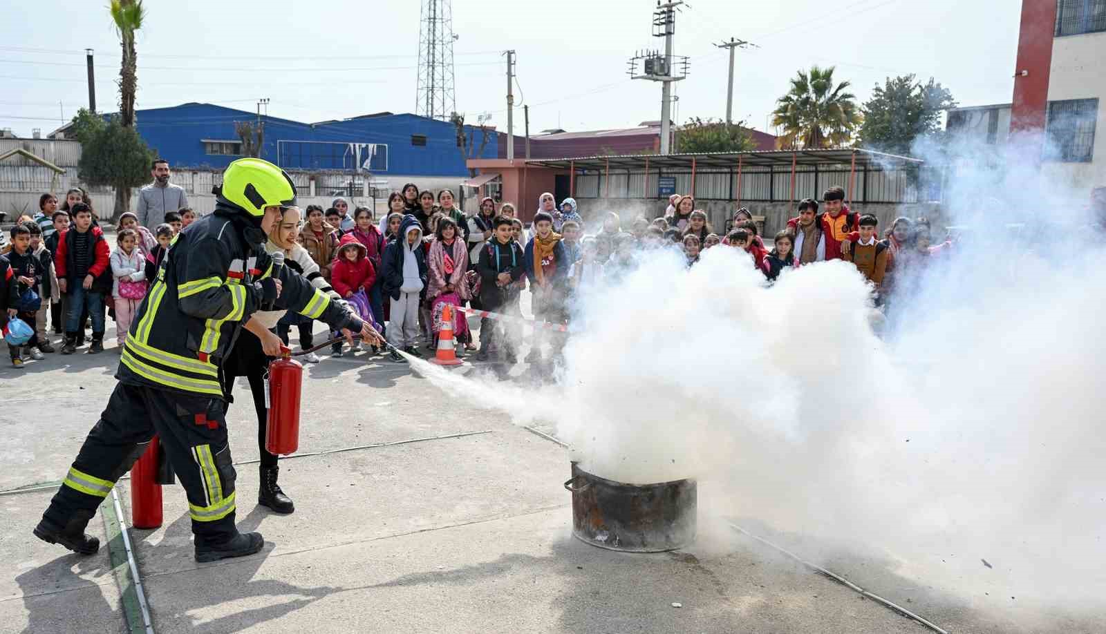 Mersin’de çocuklara afet eğitimi verildi
