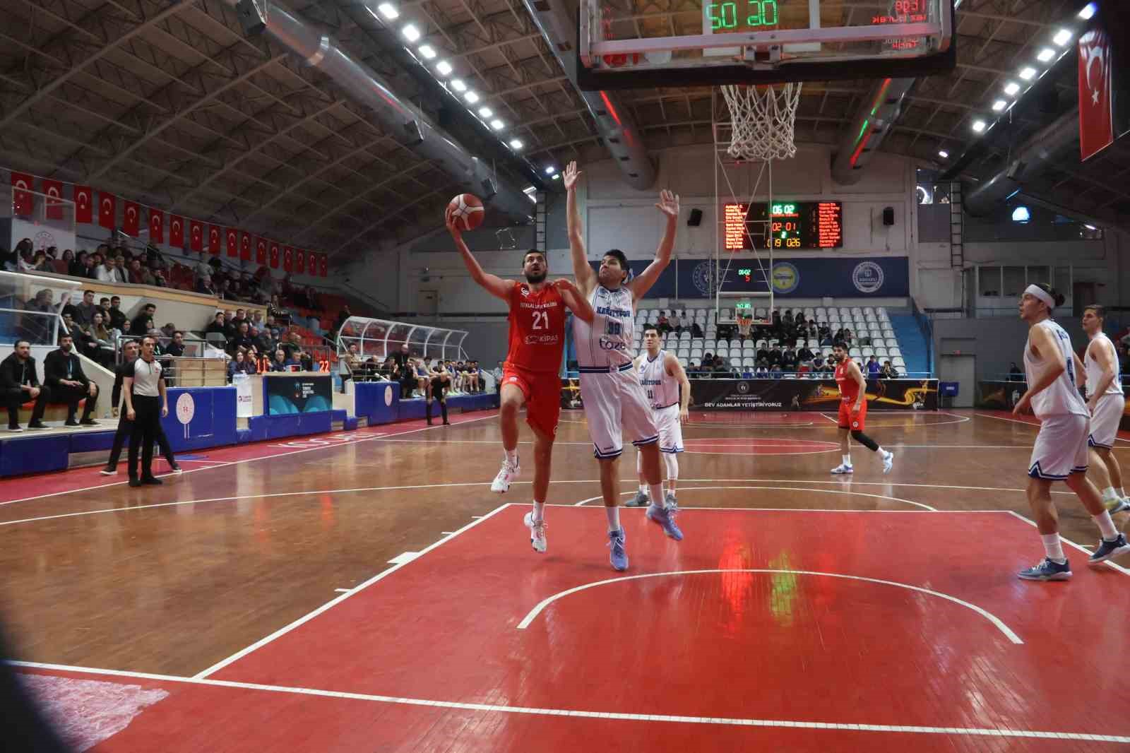 Türkiye Basketbol 2. Ligi: Kocaeli Büyükşehir Belediye Kağıtspor: 65 - Kahramanmaraş İstiklal: 67
