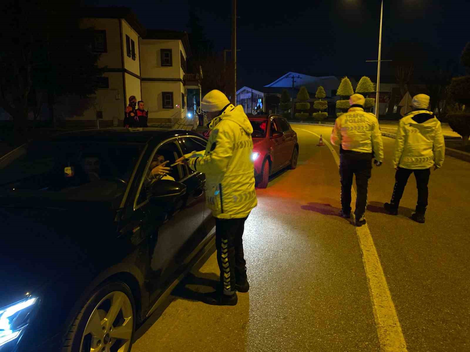 Bolu’da trafik denetimi: Çok sayıda araç kontrol edildi
