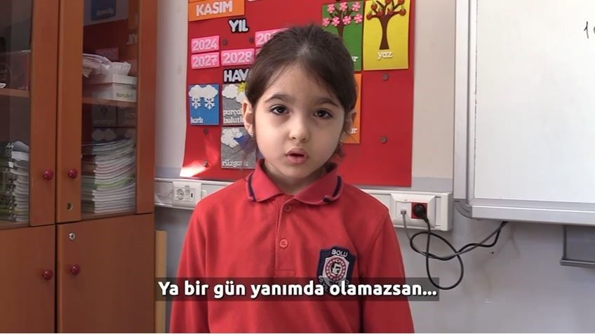 Minik öğrencilerden anlamlı mesaj "Beni bırakma, sigarayı bırak"