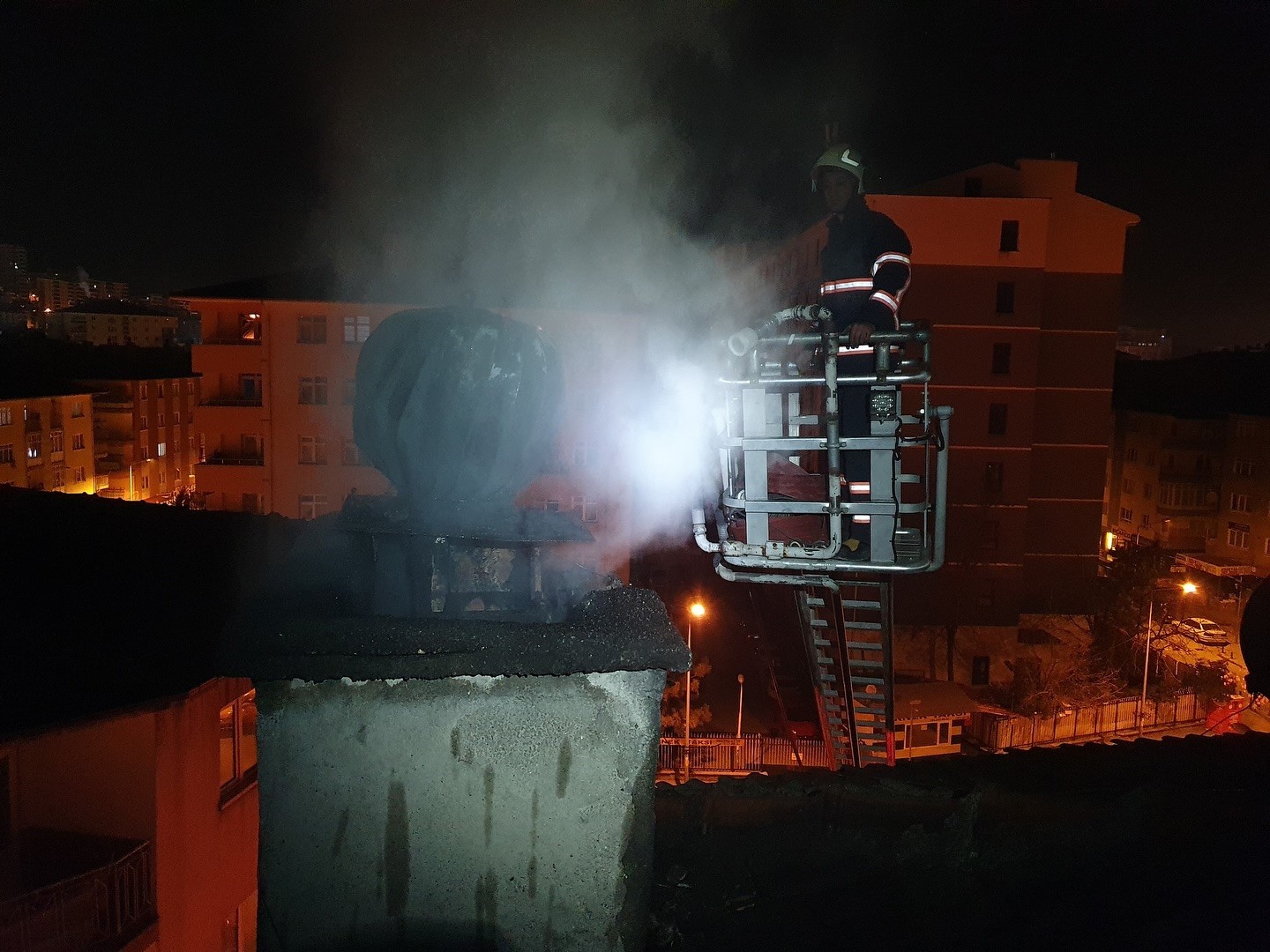 Çankırı’da korkutan baca yangını