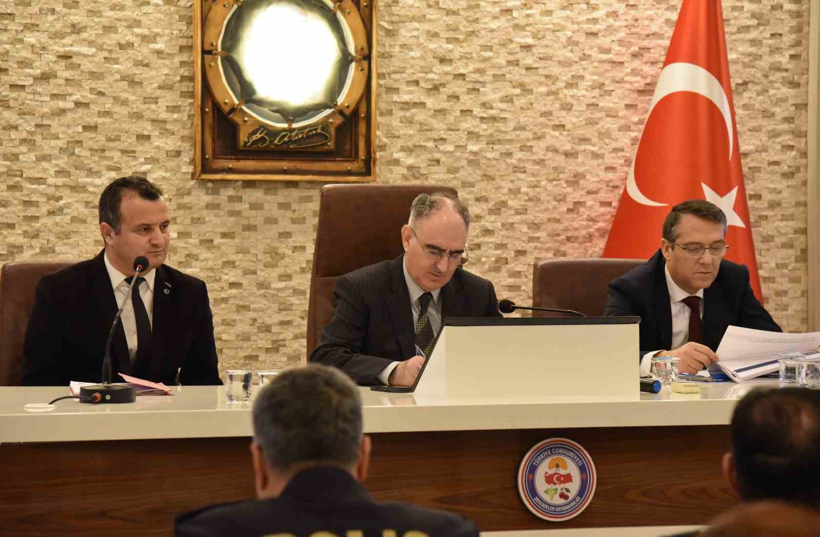 Manisa&rsquo;da &rsquo;G&uuml;&ccedil;l&uuml; Aile, G&uuml;&ccedil;l&uuml; Millet&rsquo; toplantısı
