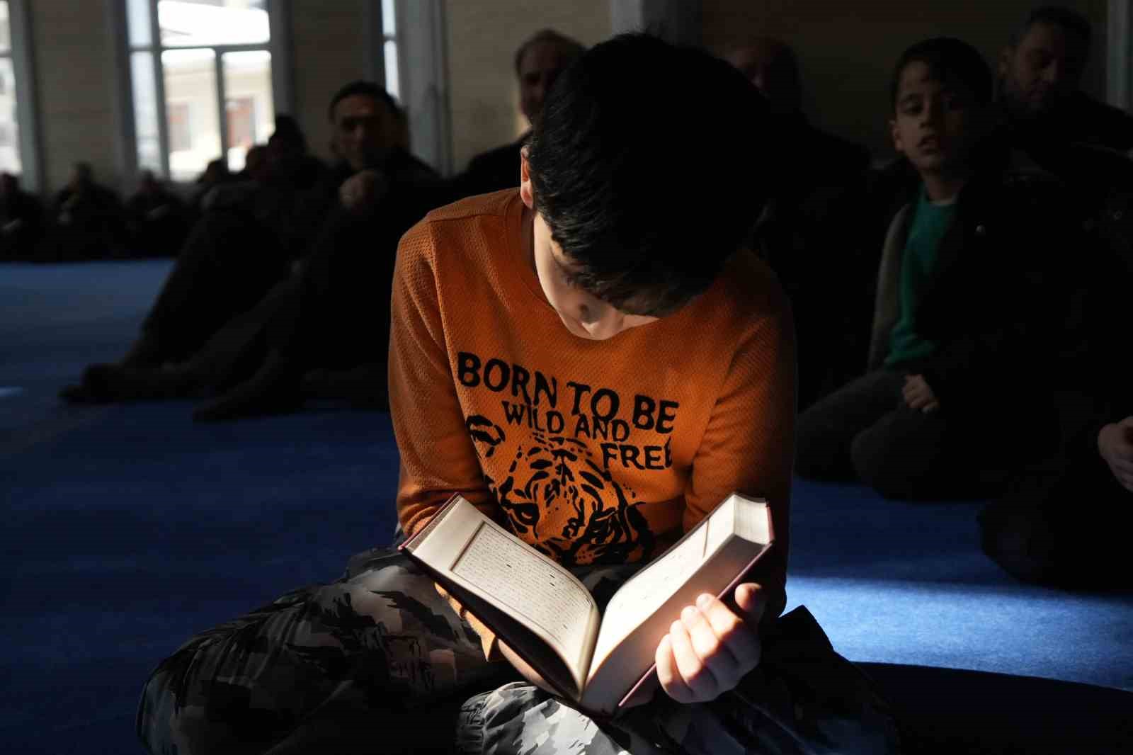 Muş’ta Ramazan ayının ilk mukabelesi İmam Şafi Camisi’nde gerçekleştirildi