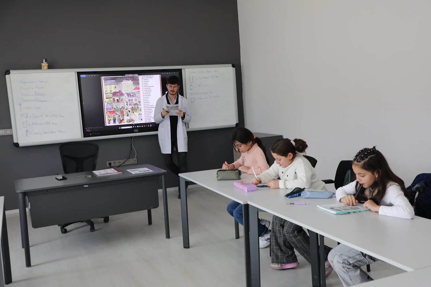 Karatay K&uuml;lt&uuml;r ve Sanat Akademisi&rsquo;nde eğitimler s&uuml;r&uuml;yor
