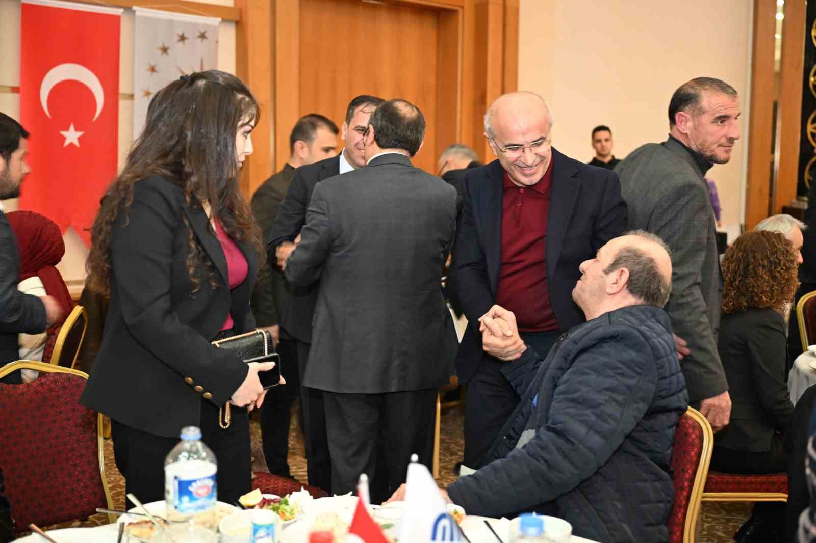 Malatya&rsquo;da şehit aileleri ve gaziler i&ccedil;in iftar programı d&uuml;zenlendi
