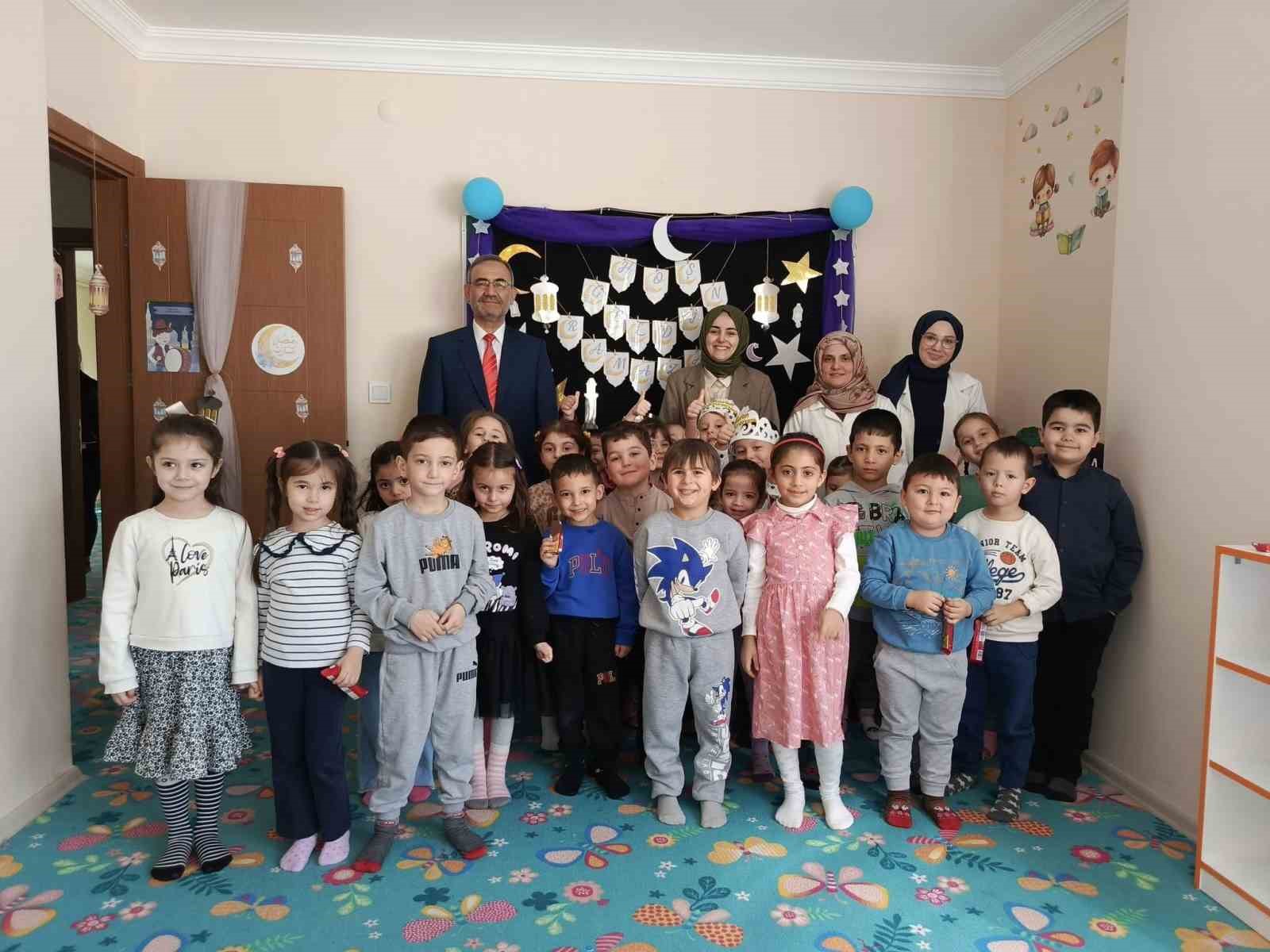Minik öğrencilerden ‘Hoş Geldin Ramazan’ programı