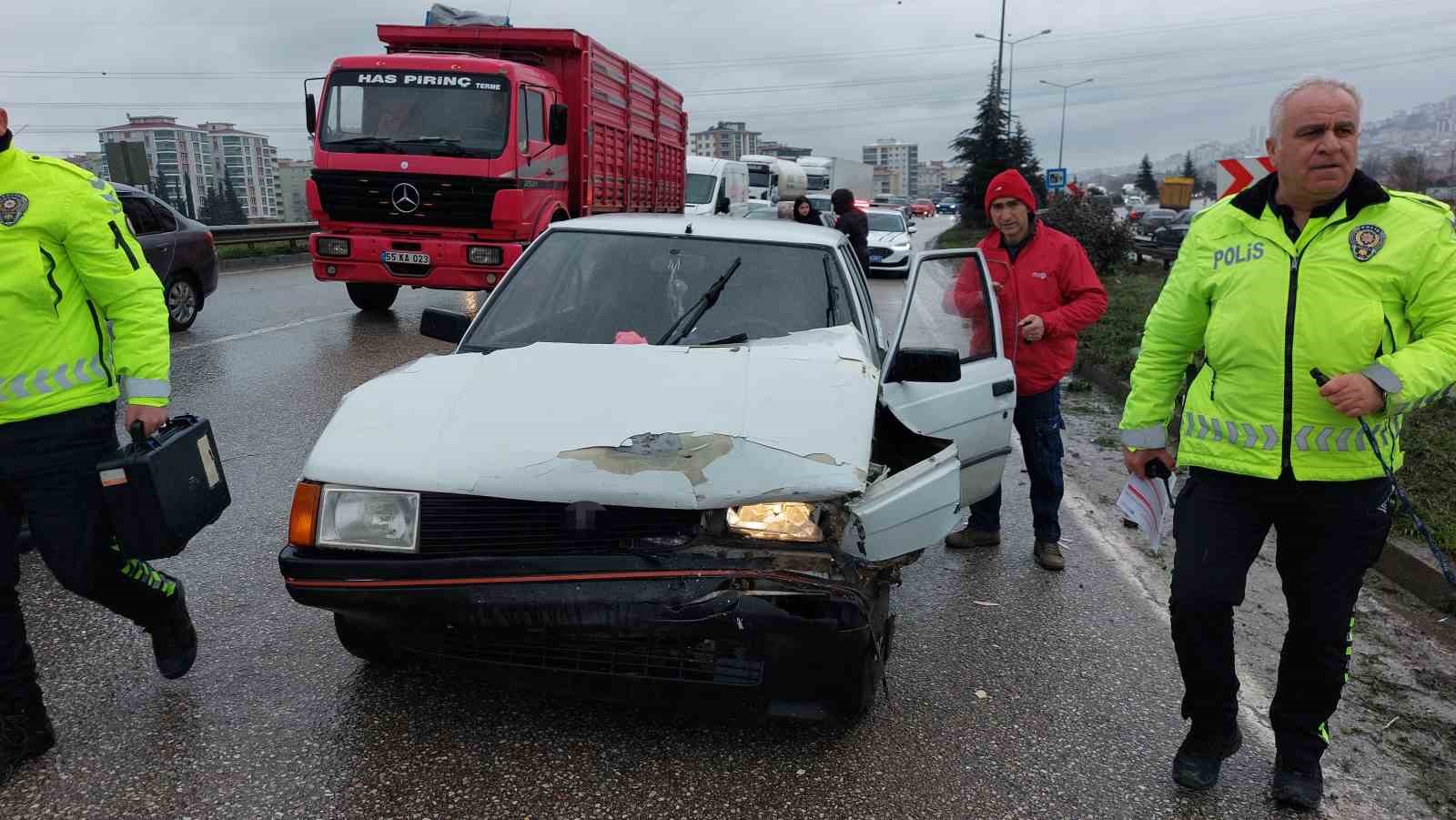 Samsun&rsquo;da 9 aracın karıştığı zincirleme kaza
