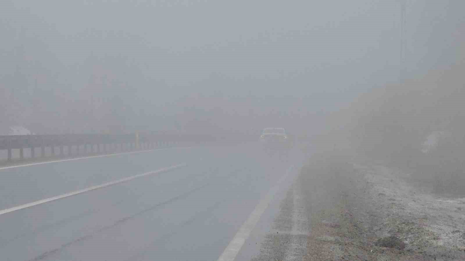 Zonguldak-Ereğli yolunda sis havadan görüntülendi
