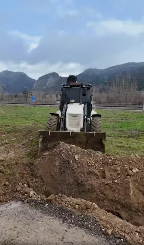 Sanayi B&ouml;lgesi&rsquo;nde altyapı g&uuml;&ccedil;lendirme &ccedil;alışmaları devam ediyor
