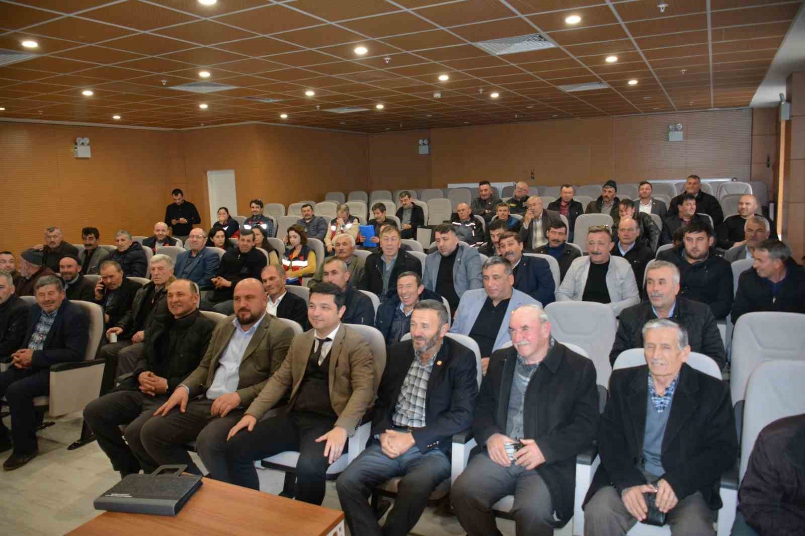 Kütahya’da üreticiler desteklemeler hakkında bilgilendirildi