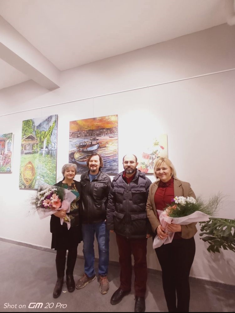 Bilecik&rsquo;in kadın ressamlar ilk karma sergisini a&ccedil;tı
