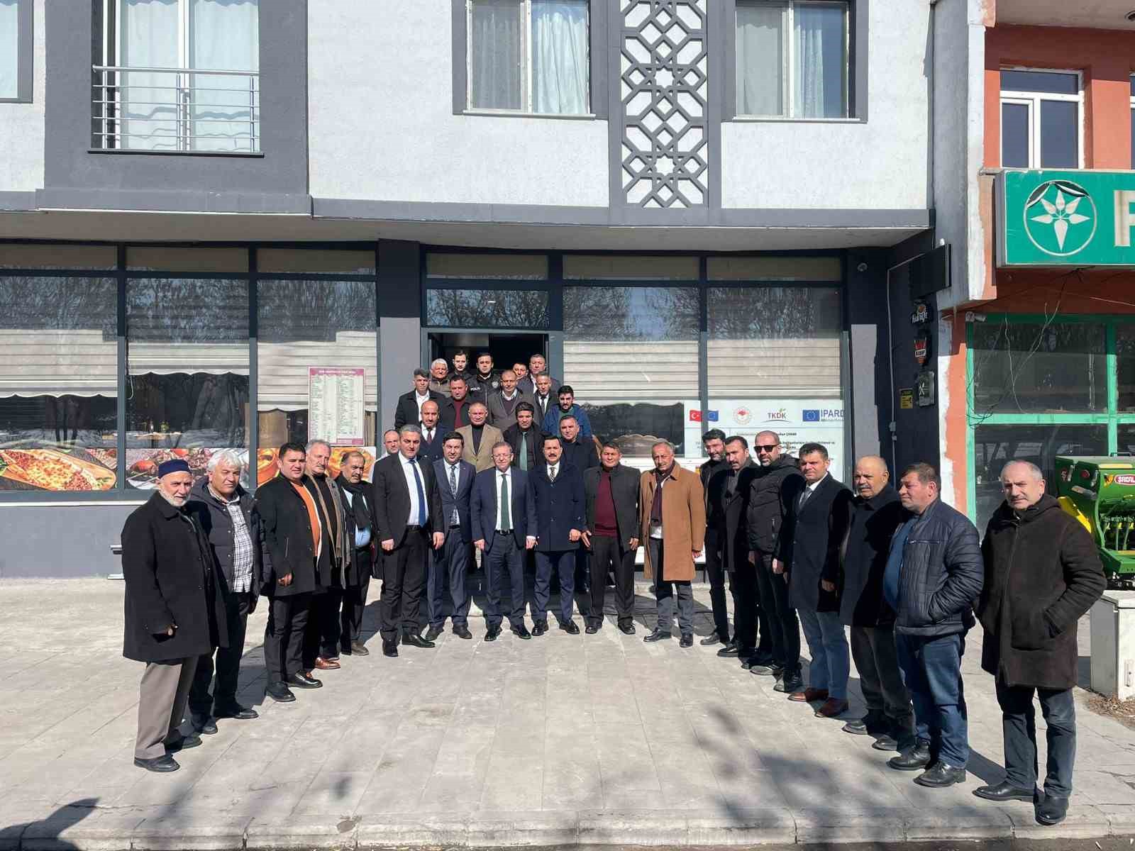 Kars Ticaret ve Sanayi Odası, Akyaka’da üyeleriyle buluştu