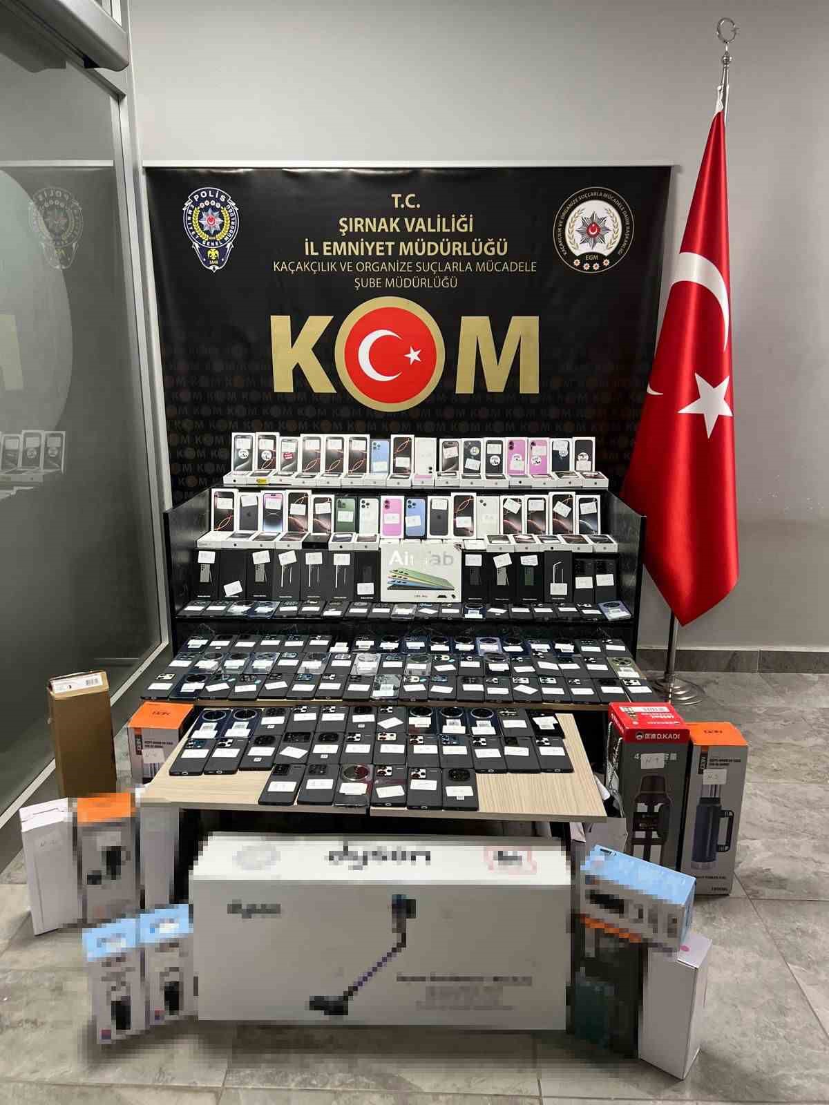 Şırnak&rsquo;ta narkotik, asayiş, ka&ccedil;ak&ccedil;ılık ve ter&ouml;r operasyonlarında 42 ş&uuml;pheliye işlem yapıldı
