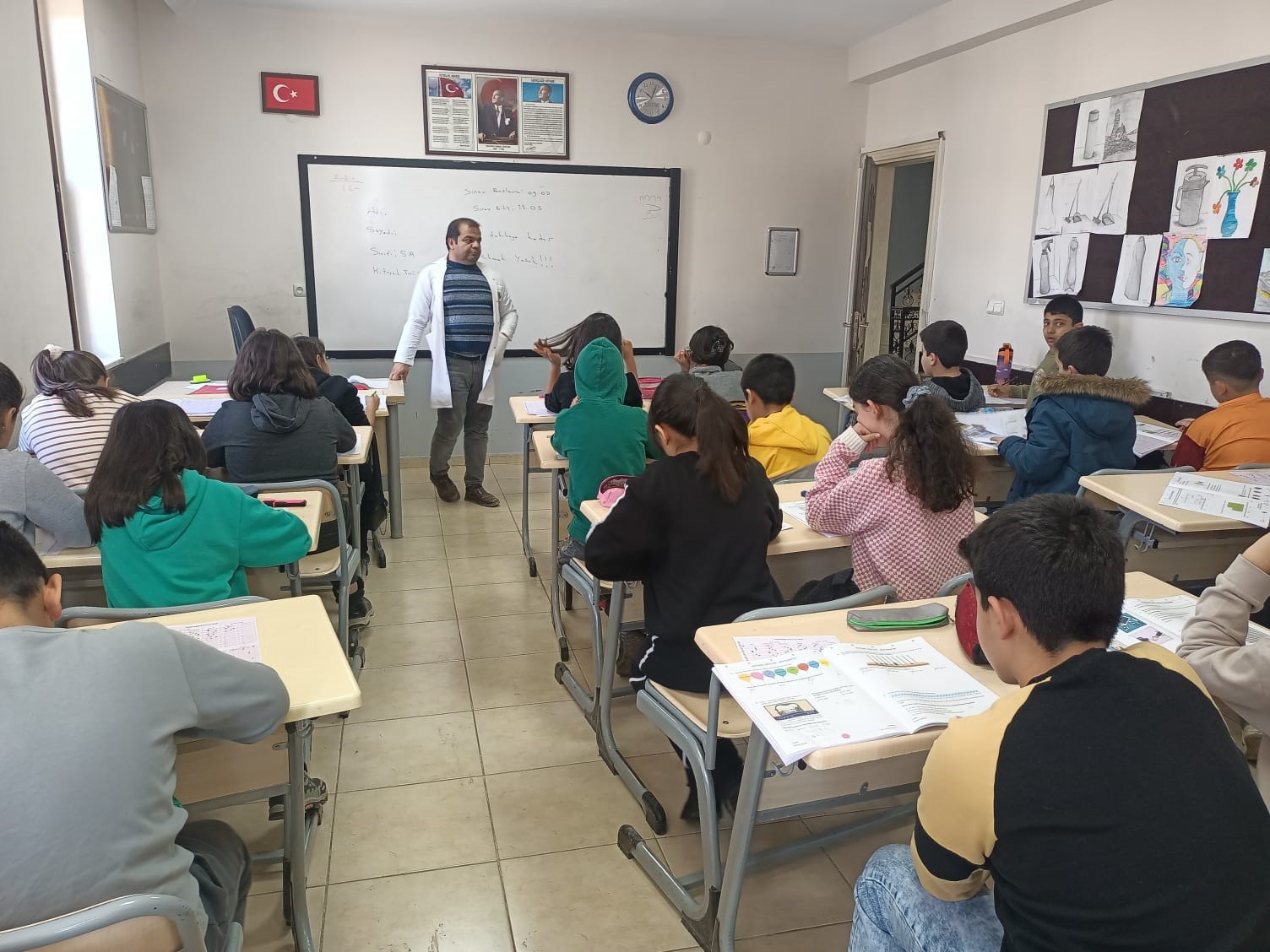 Malatya B&uuml;y&uuml;kşehir Belediyesi 1400 &ouml;ğrenciye deneme sınavı d&uuml;zenledi
