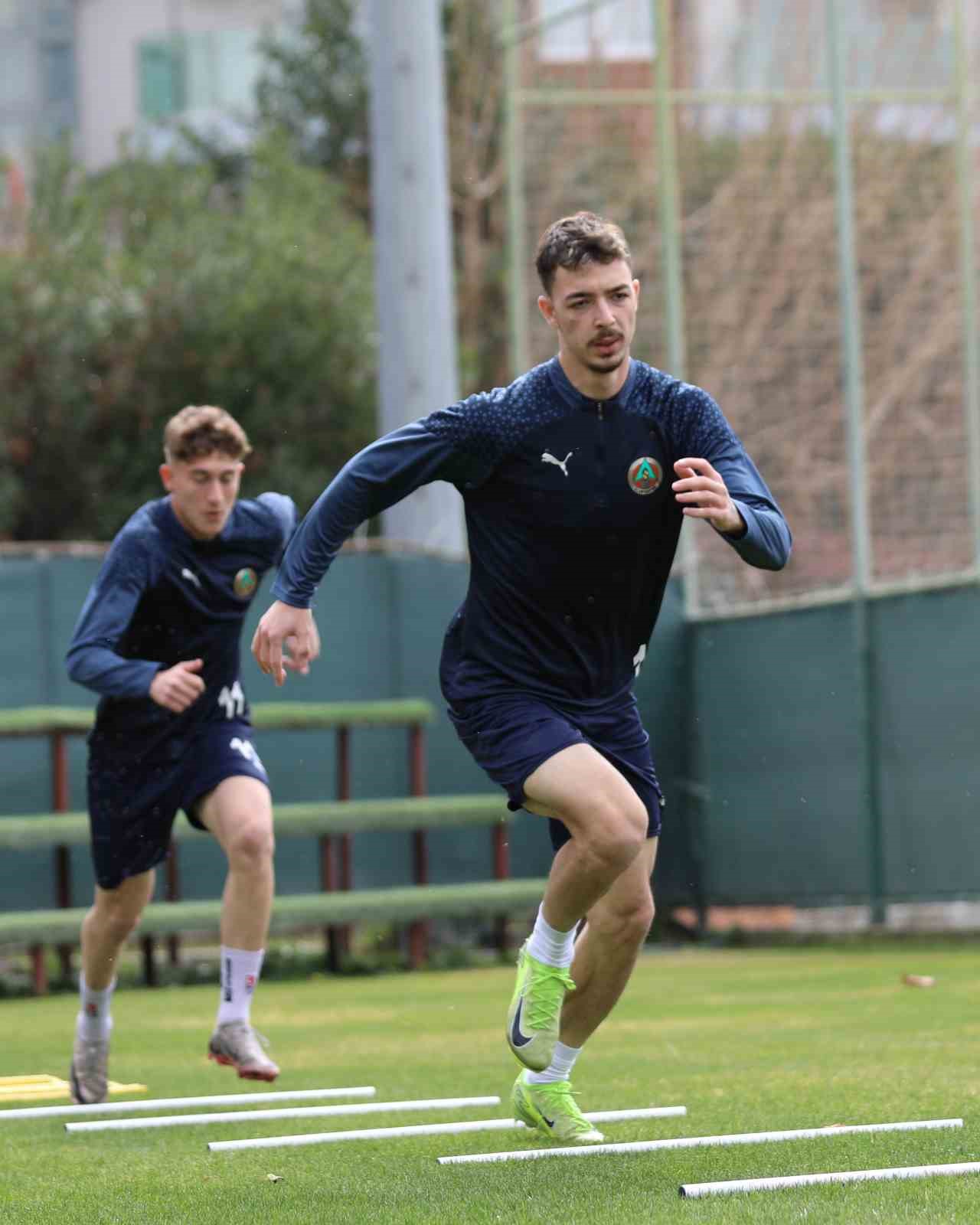 Alanyaspor&rsquo;da Galatasaray mesaisi başladı
