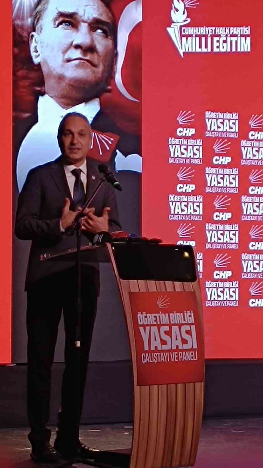 Manisa&rsquo;da &Ouml;ğretim Birliği Yasası &Ccedil;alıştayı d&uuml;zenlendi
